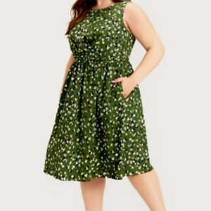 NWT BLOOMCHIC Floral Green Sleeveless Dress size 12